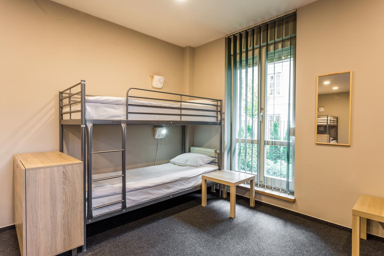 ורשה Greenwood Hostel Centrum מראה חיצוני תמונה