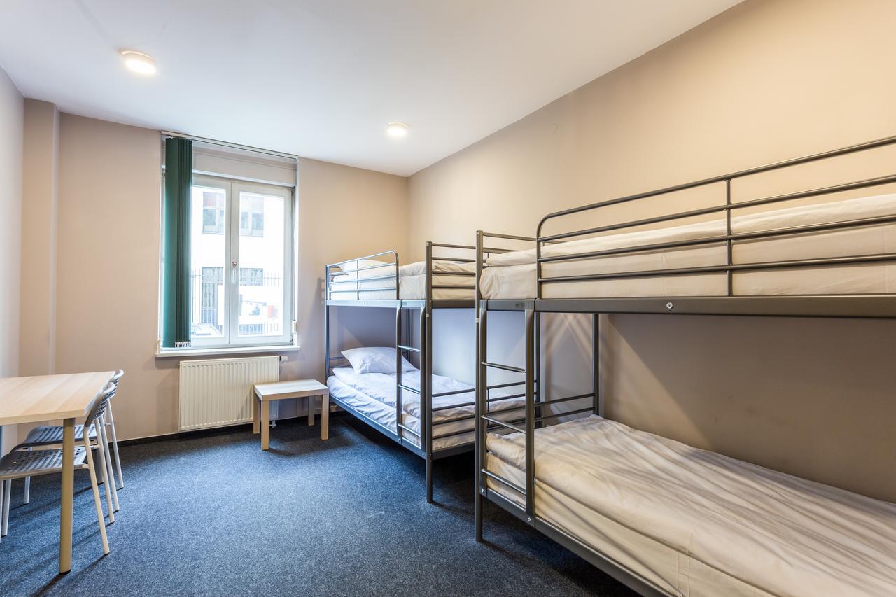 ורשה Greenwood Hostel Centrum מראה חיצוני תמונה